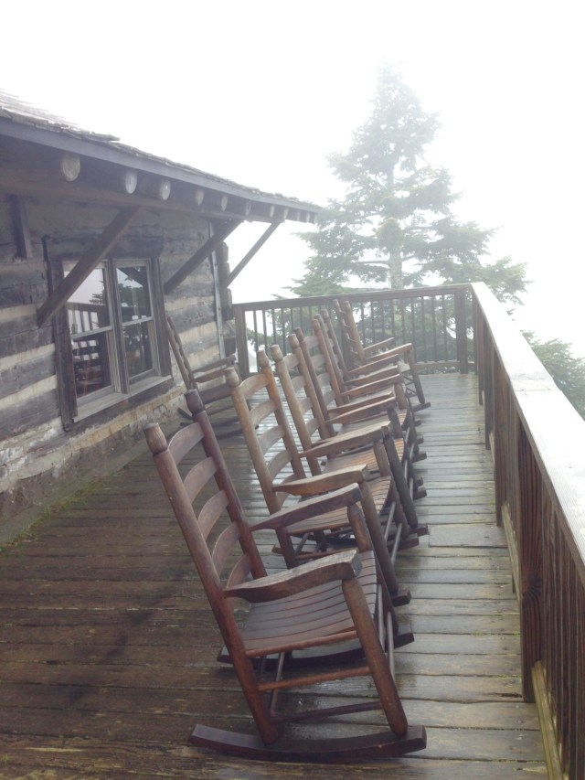 rockers on porch of LeConte Lodge office